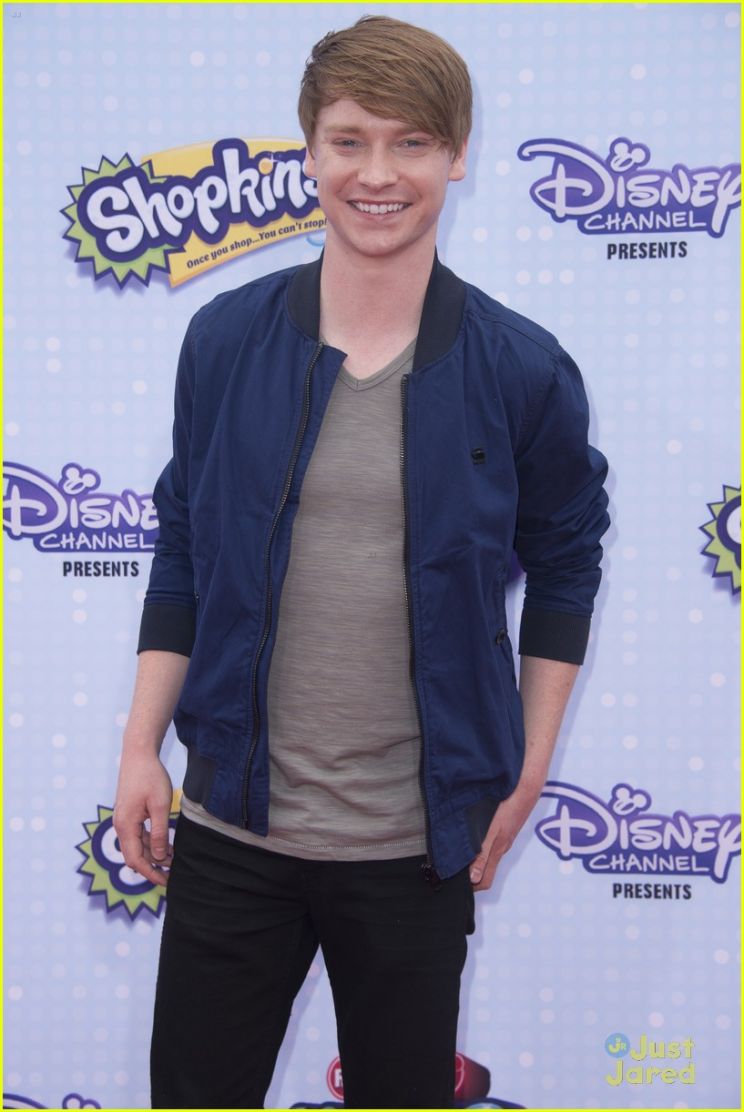 Calum Worthy