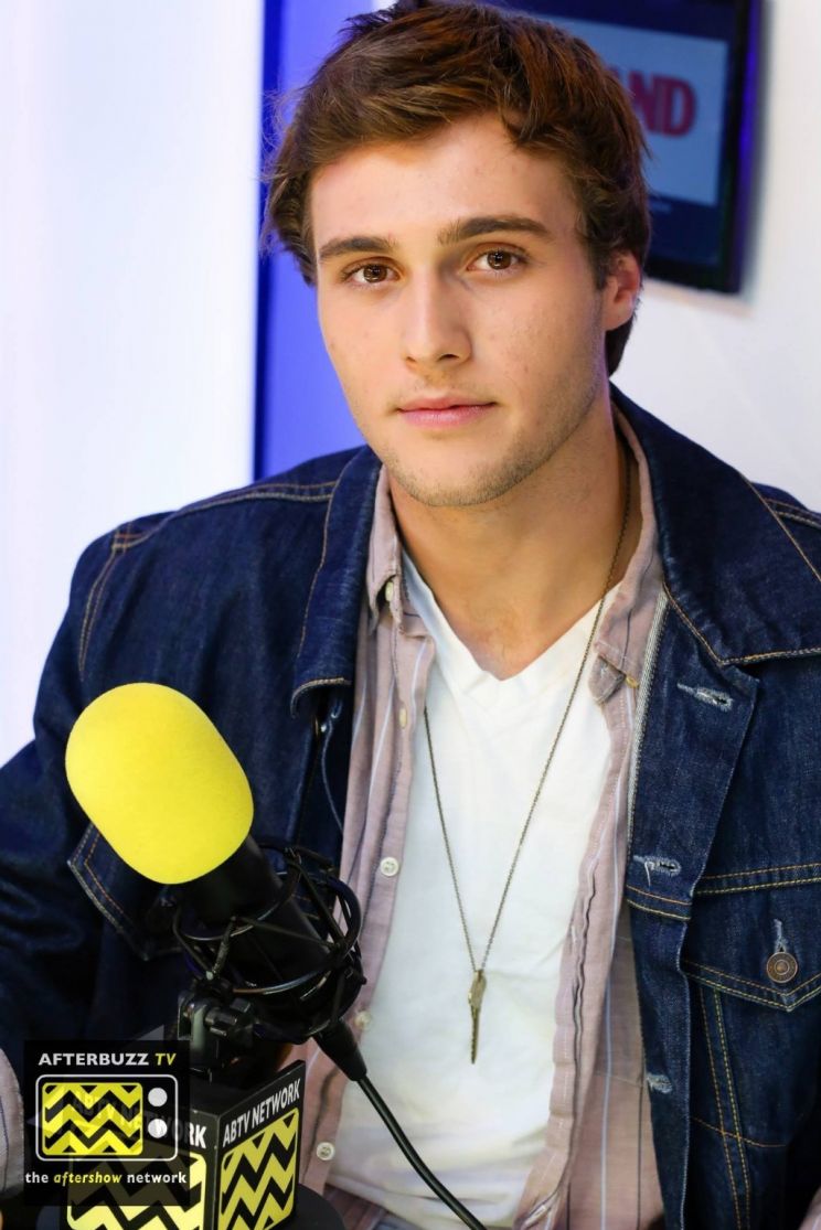 Cameron Moulène