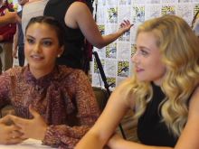 Camila Mendes photo