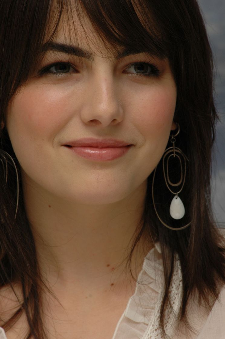 Camilla Belle
