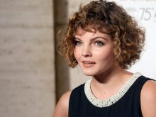 Camren Bicondova