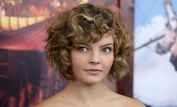 Camren Bicondova