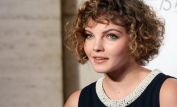 Camren Bicondova