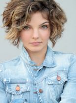 Camren Bicondova