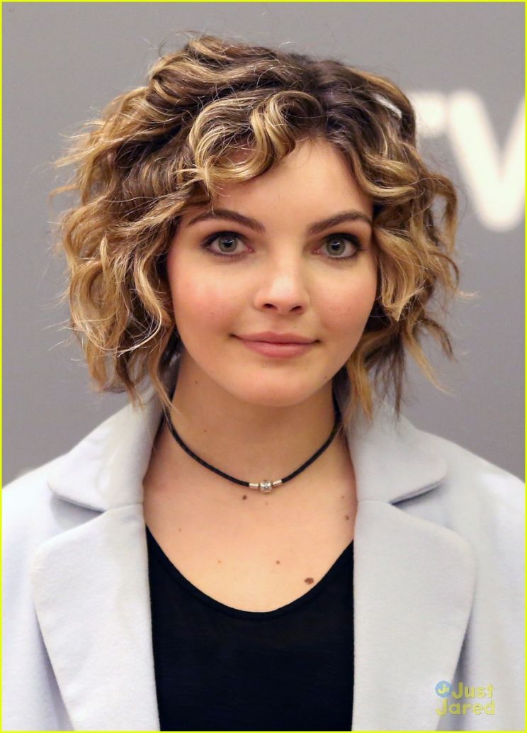 Camren Bicondova