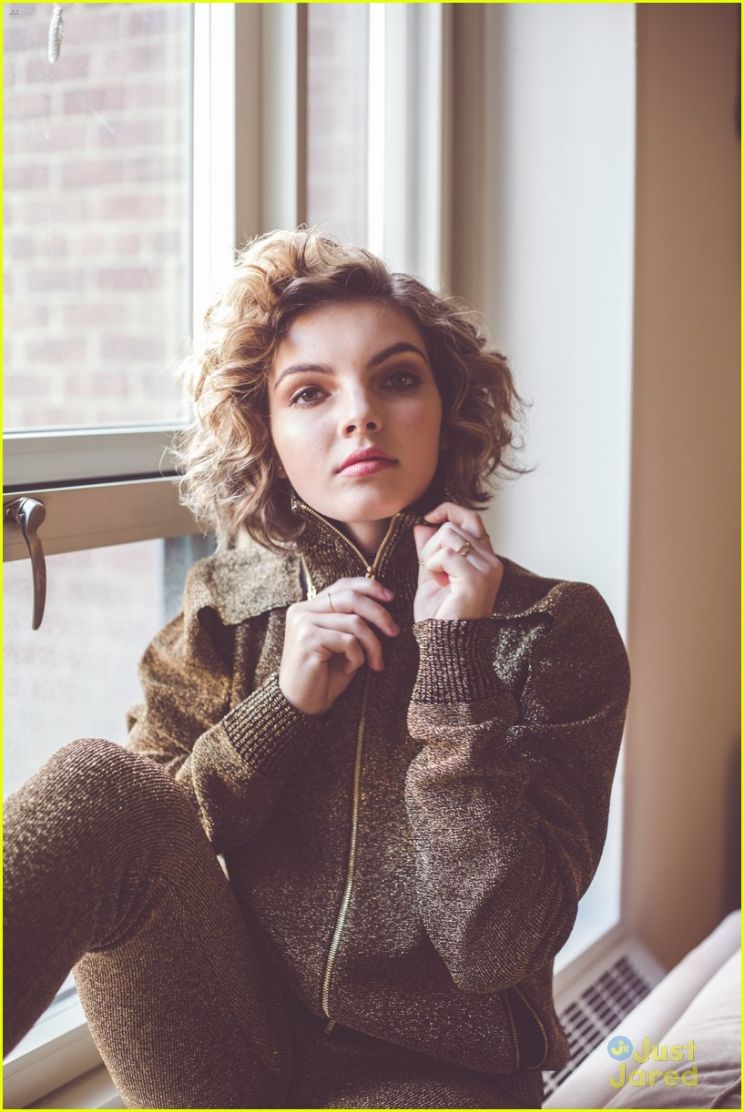 Camren Bicondova