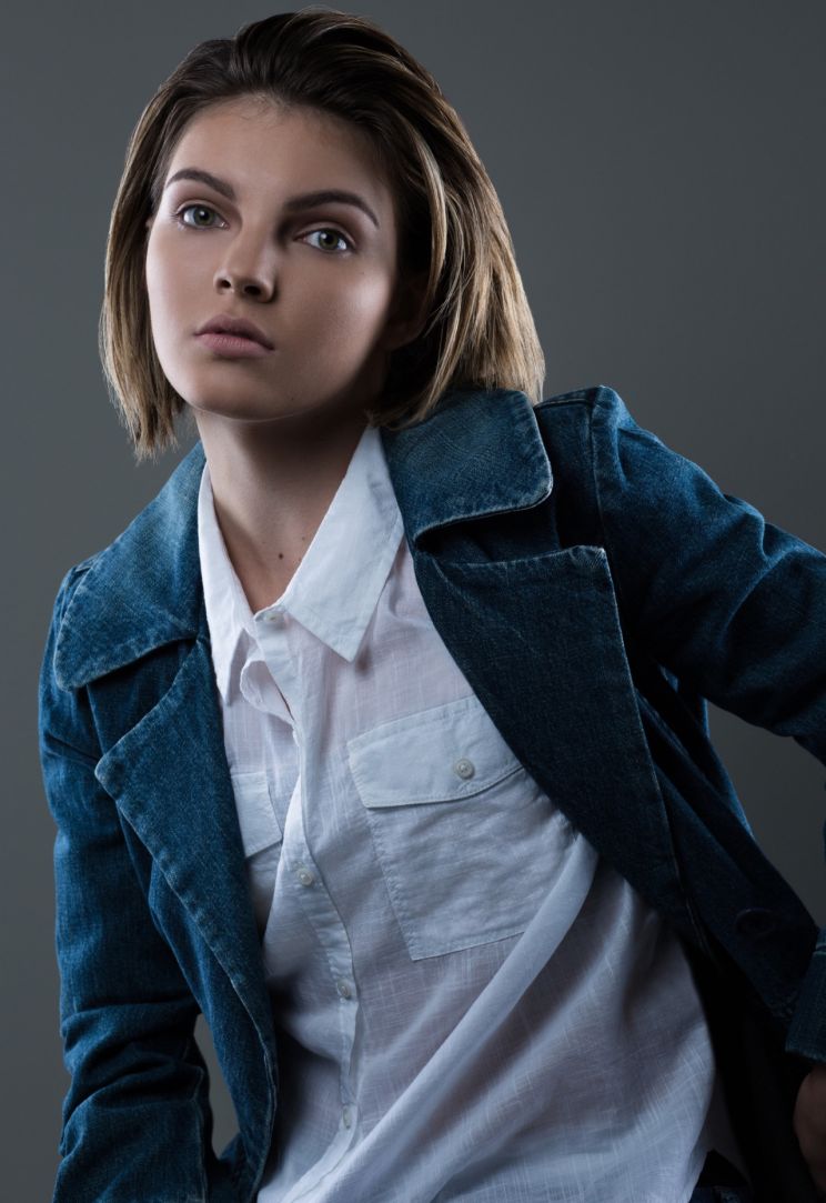 Camren Bicondova