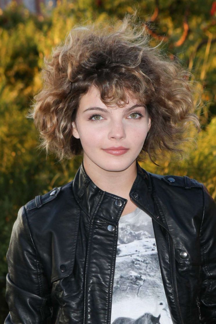 Camren Bicondova