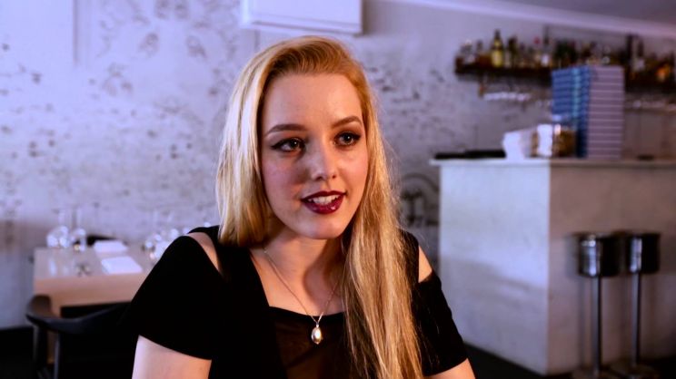 Candice Moll