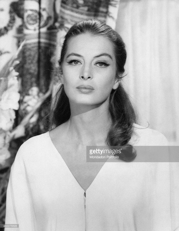 Capucine