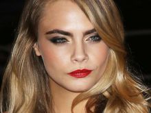Cara Delevingne photo