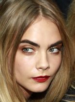 Cara Delevingne photo