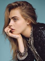 Cara Delevingne photo