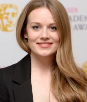 Cara Theobold