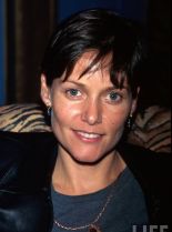 Carey Lowell
