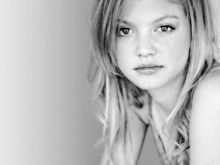 Cariba Heine