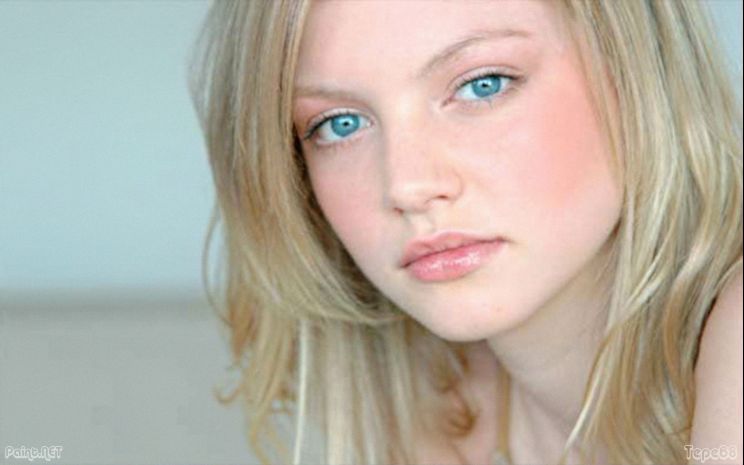 Cariba Heine