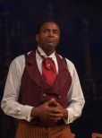 Carl Lumbly