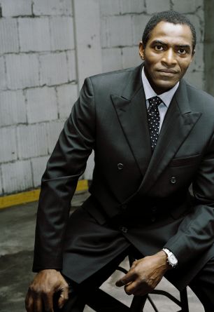 Carl Lumbly