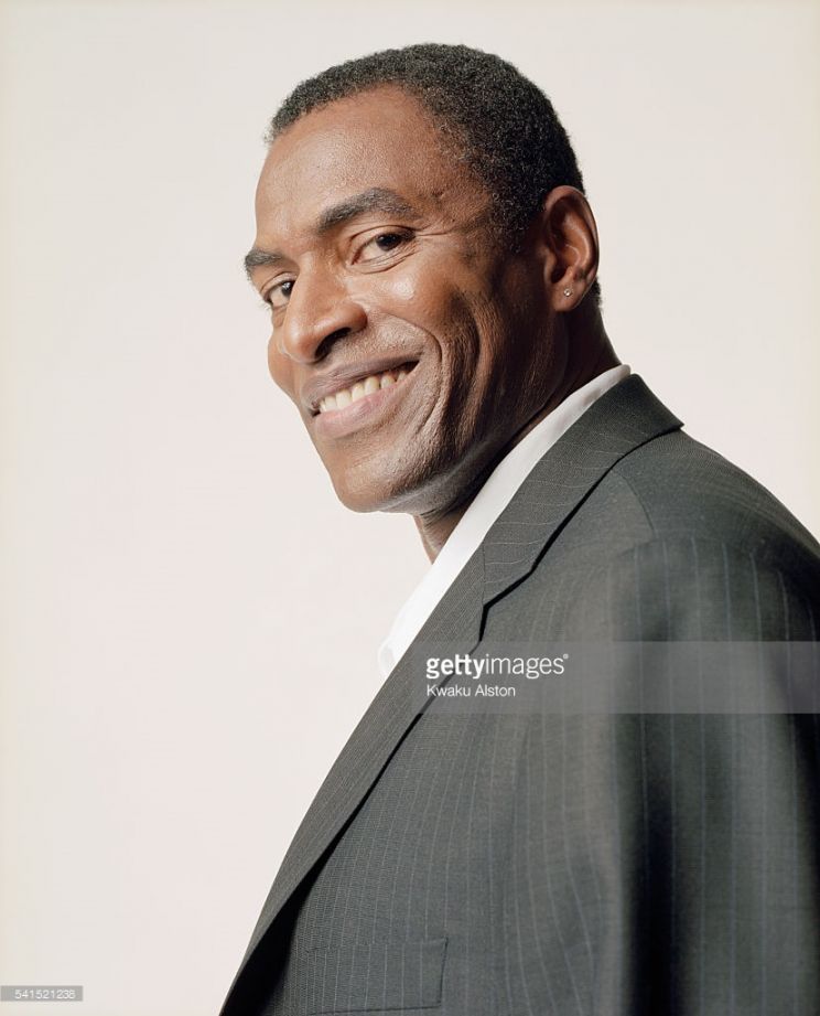 Carl Lumbly