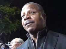 Carl Weathers