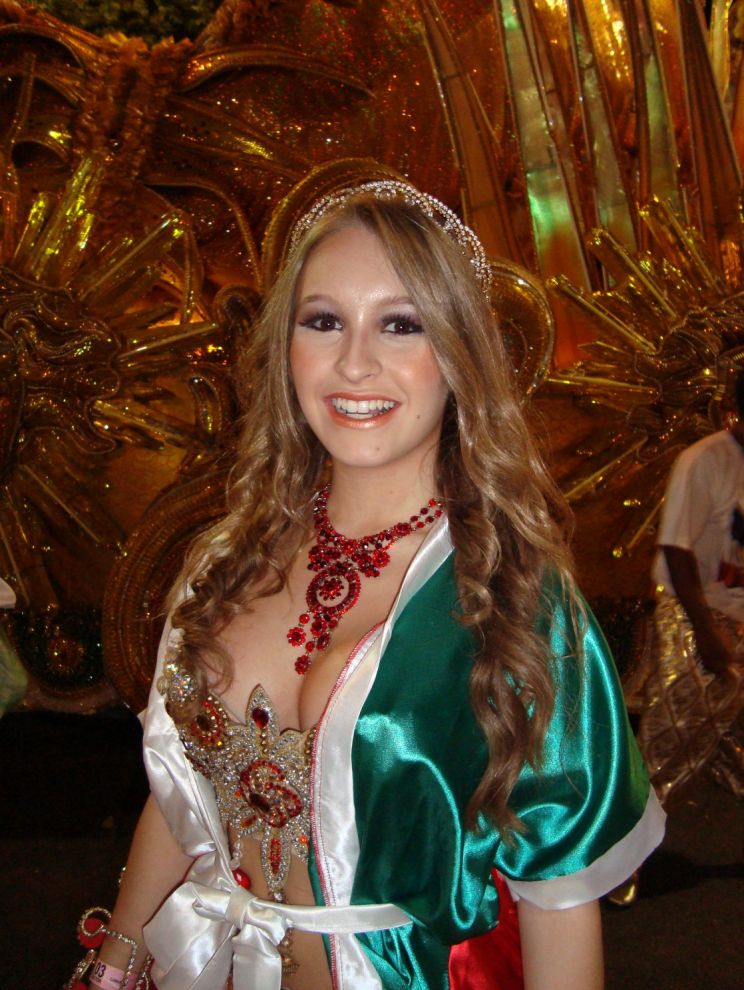 Carla Díaz