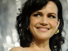 Carla Gugino