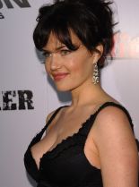 Carla Gugino