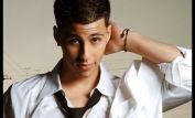 Carlito Olivero