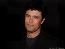 Carlos Bernard