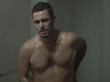 Carlos Bernard