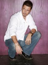 Carlos Bernard photo