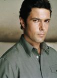 Carlos Bernard