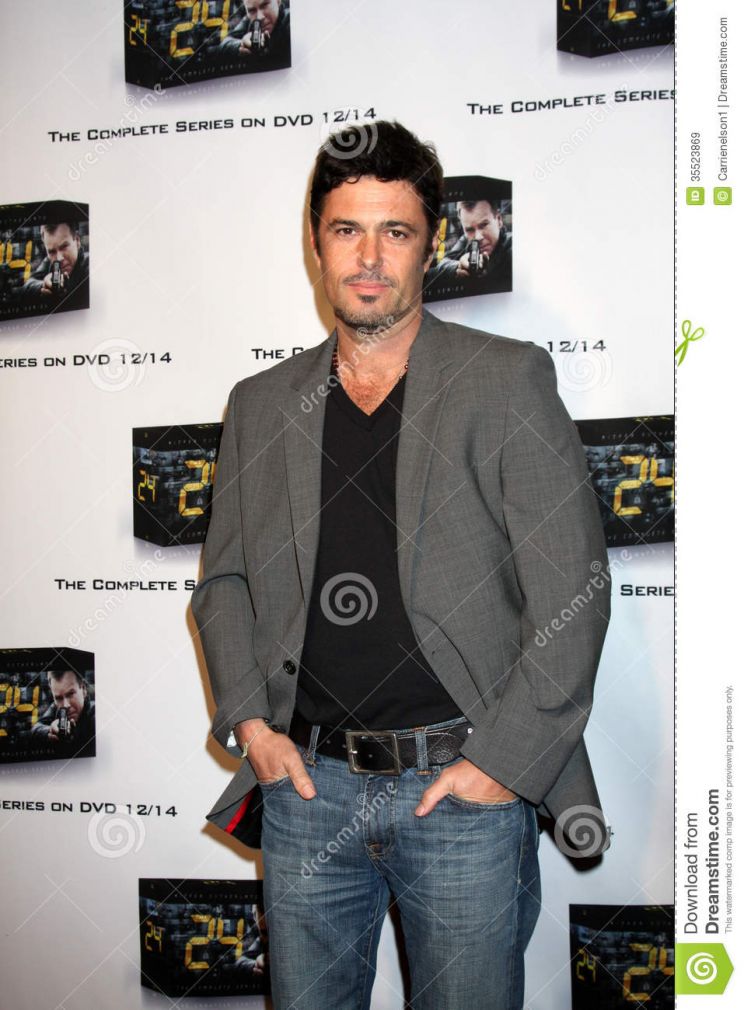 Carlos Bernard