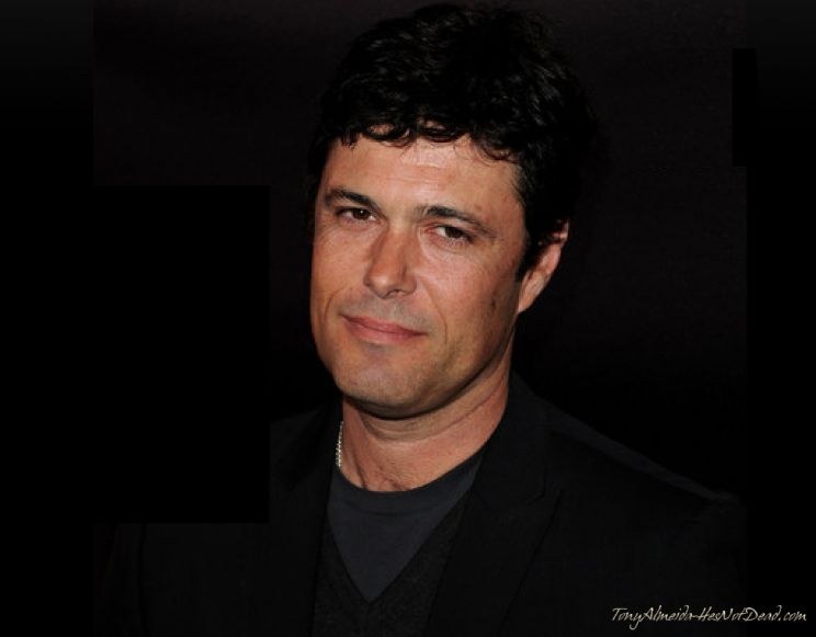 Carlos Bernard