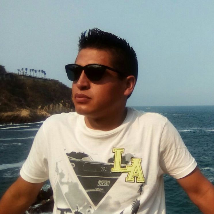 Carlos Luna