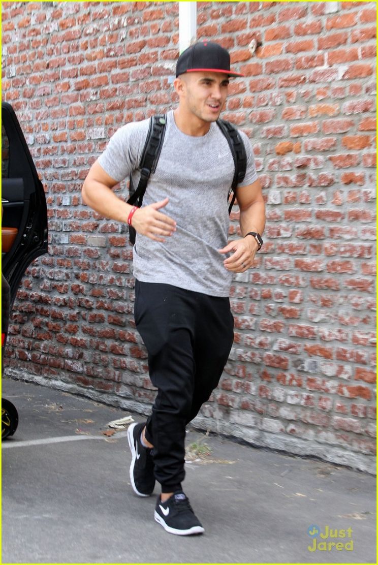 Carlos PenaVega
