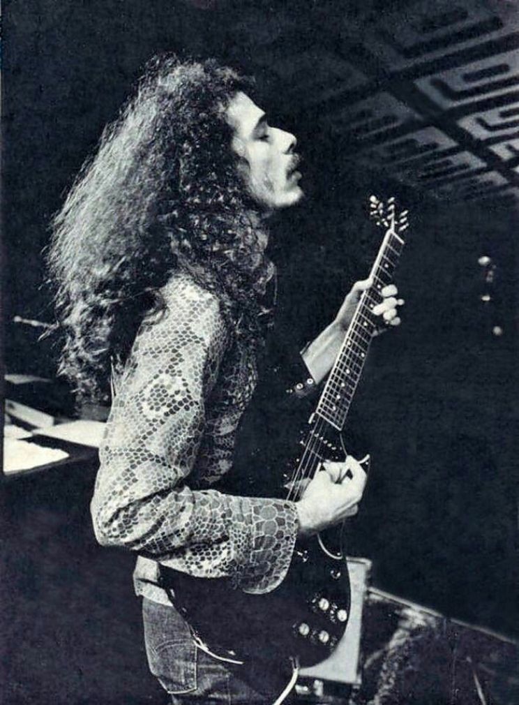 Carlos Santana