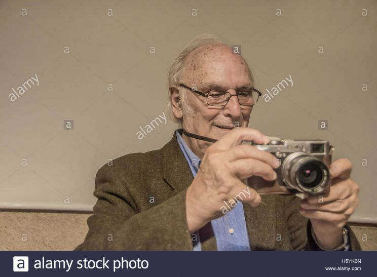 Carlos Saura