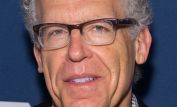 Carlton Cuse