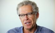 Carlton Cuse