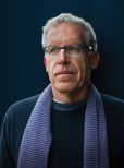 Carlton Cuse