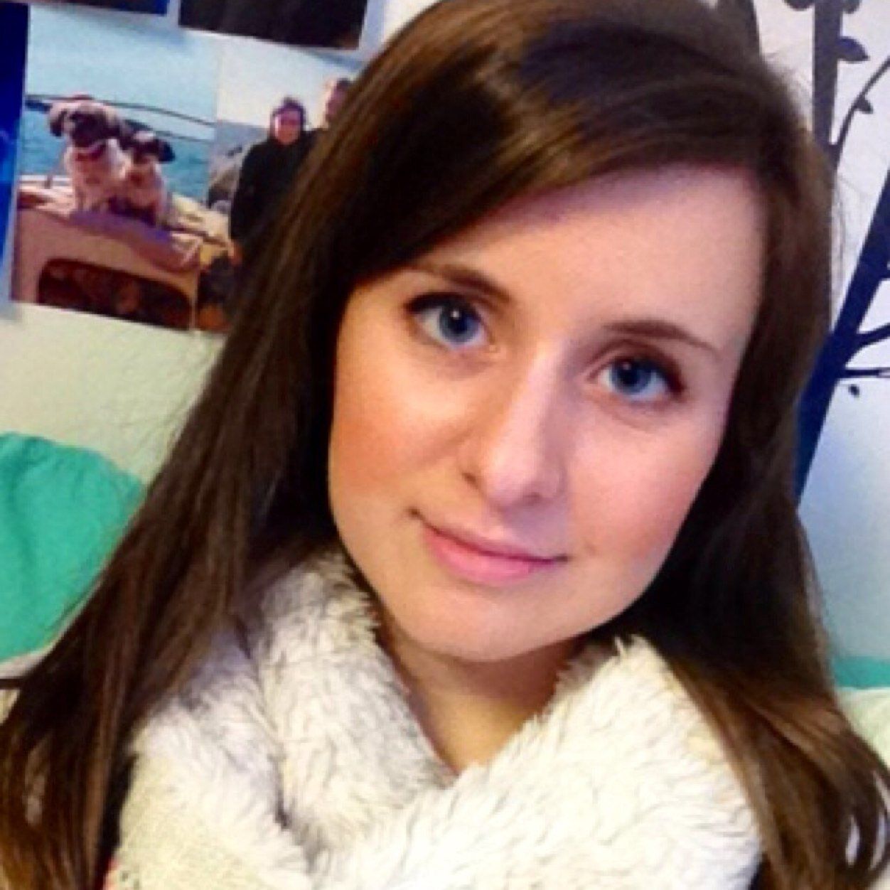 Pictures of Carly Anderson