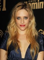 Carly Chaikin