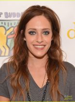 Carly Chaikin