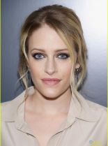 Carly Chaikin