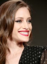 Carly Chaikin