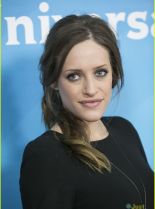 Carly Chaikin photo