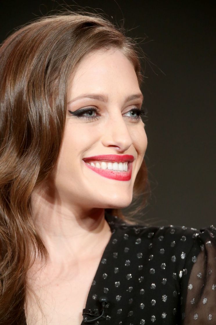 Carly Chaikin