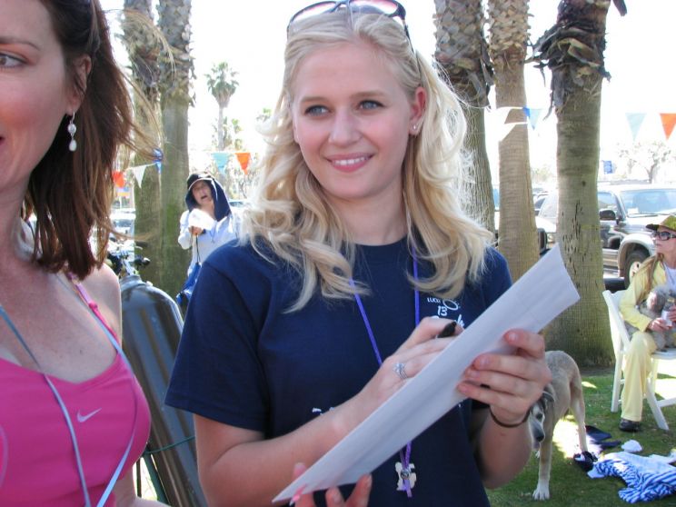 Carly Schroeder